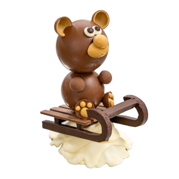 L'ourson sur sa luge